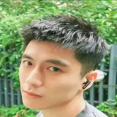 纪柠雅
